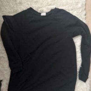 H&M Black crew neck